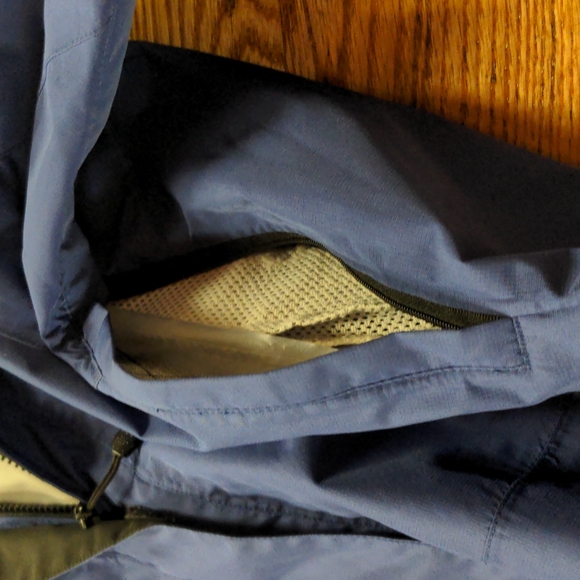 L.L. Bean Rain Jacket Blue Size Small - Picture 9 of 12